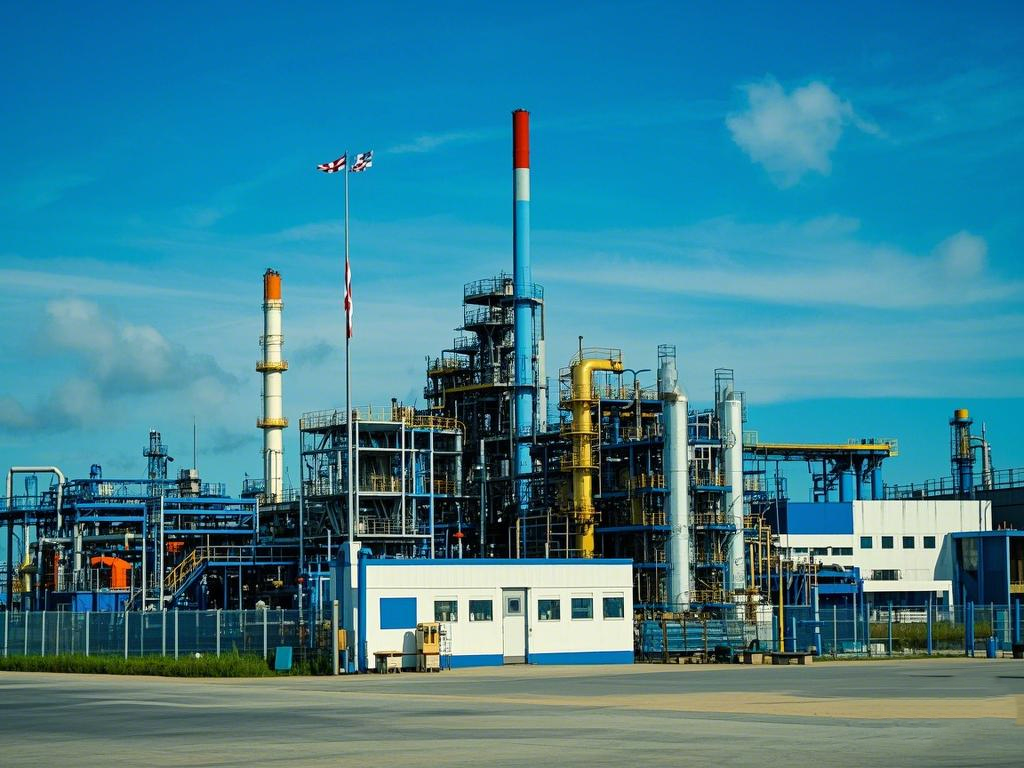 工業安全新防線：漏液控制器的多維應用與技術革新