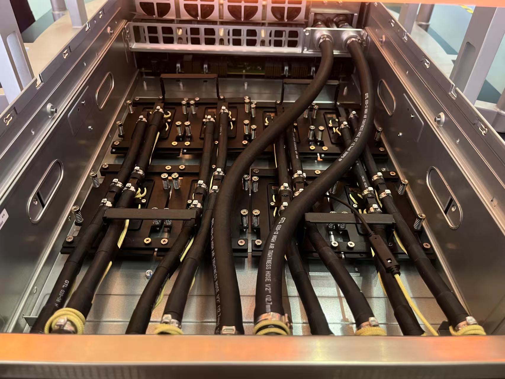 從感知到預(yù)測：業(yè)疆智能引領(lǐng)定位水浸傳感技術(shù)，邁向工業(yè)4.0水風(fēng)險管理